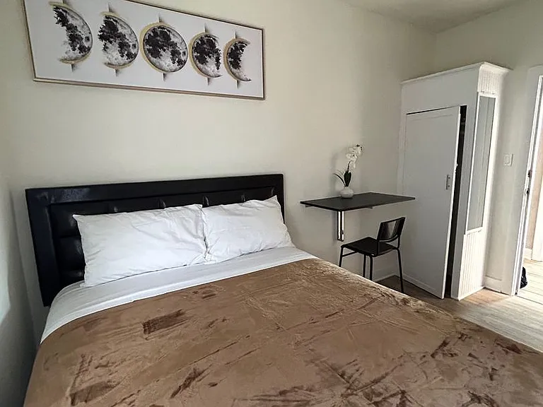 Furnished on Flint — Photo 34