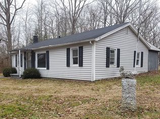 399 Christmas Ridge Rd, Berea, KY 40403