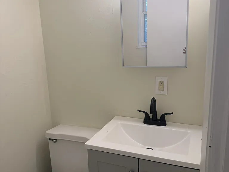 2420 Ulrich Ave — Photo 6