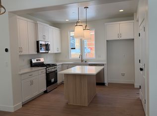 5308 W Center Field Dr S #136, South Jordan, UT 84009