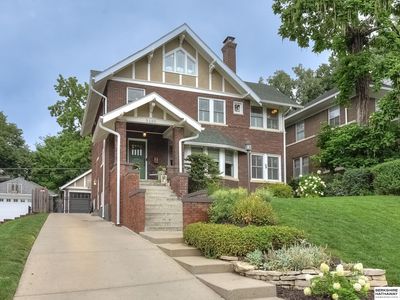 5120 Chicago St, Omaha, NE, 68132