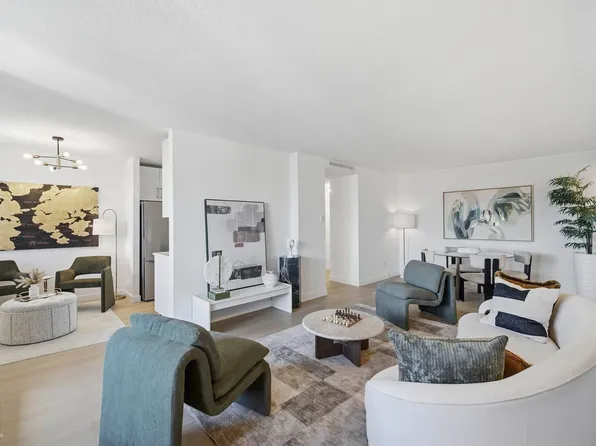 10160 115th St NW #1404, Edmonton, AB T5K 1T6