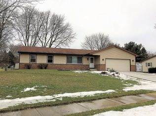 208 Simon Crestway, Waunakee, WI 53597