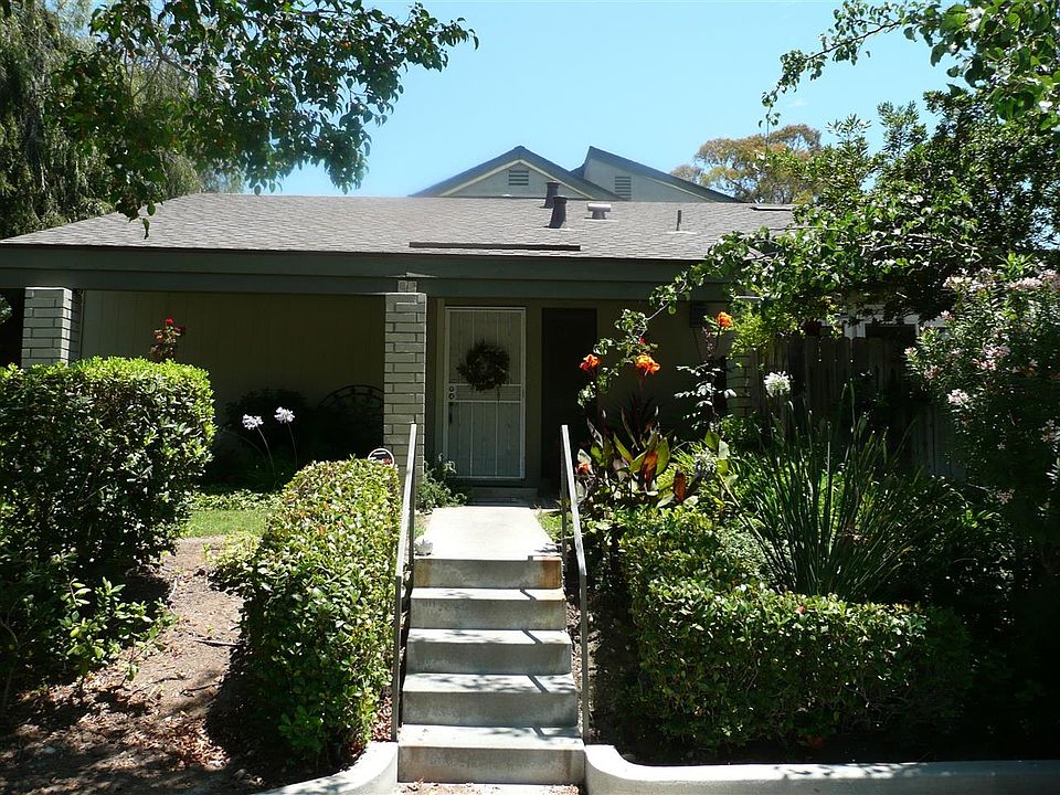 1st image of 5065 La Cuenta Dr