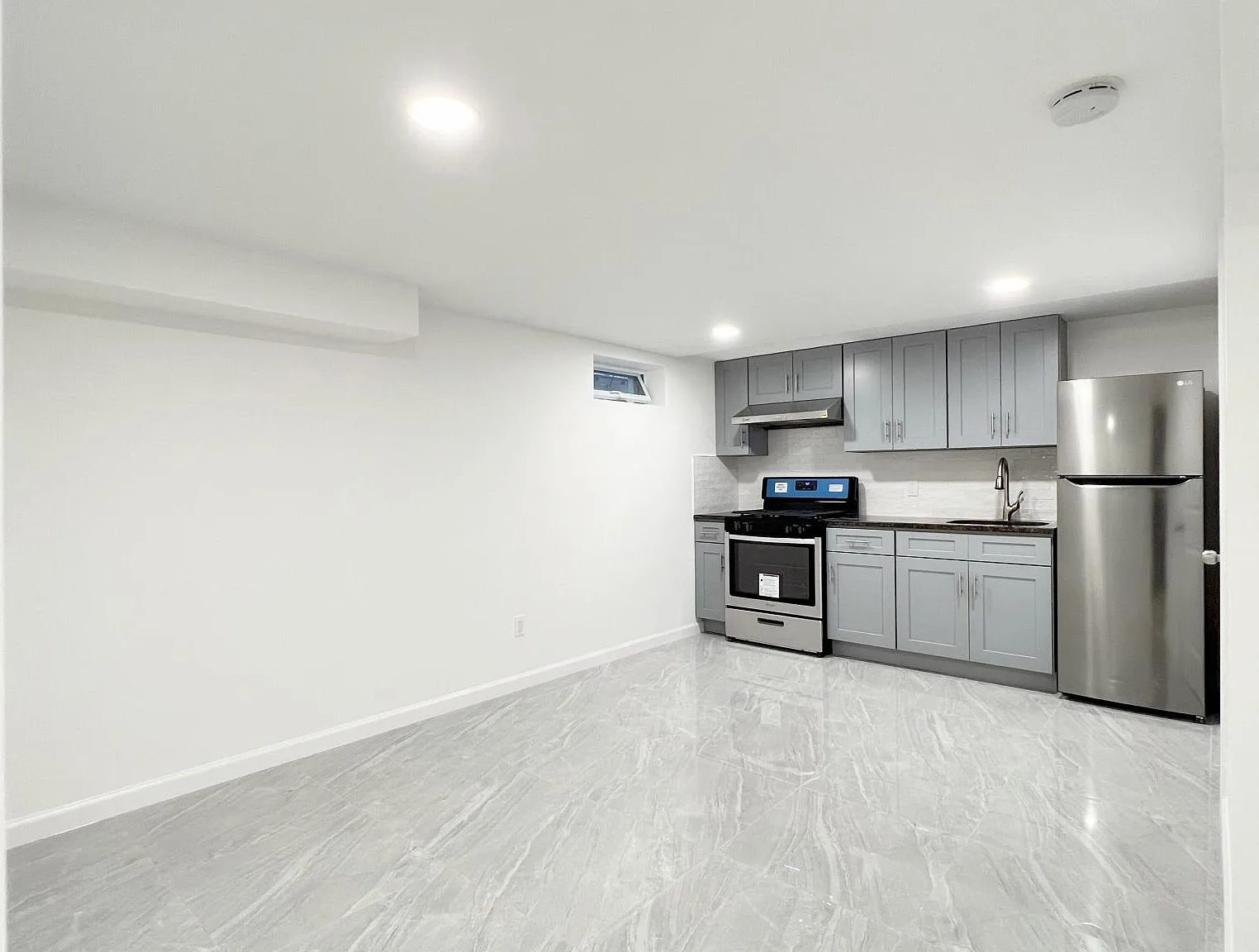 1 bed, 500 sqft, $1,300 — Photo 2