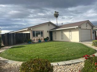 190 Miller Rd, Hollister, CA 95023