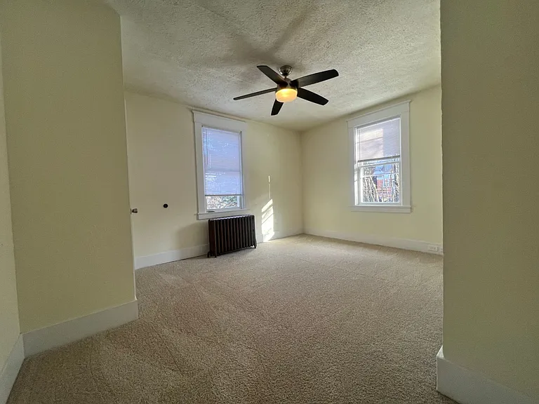 410 Parkwood Rd — Photo 28