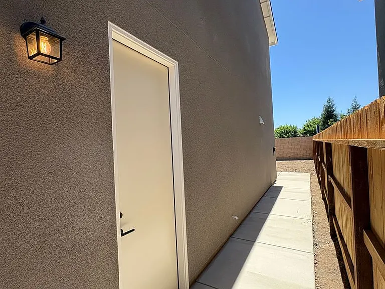 4005 W Babcock Ave — Photo 6