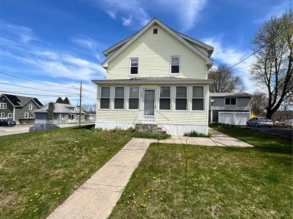 544 Manville Rd, Woonsocket, RI 02895