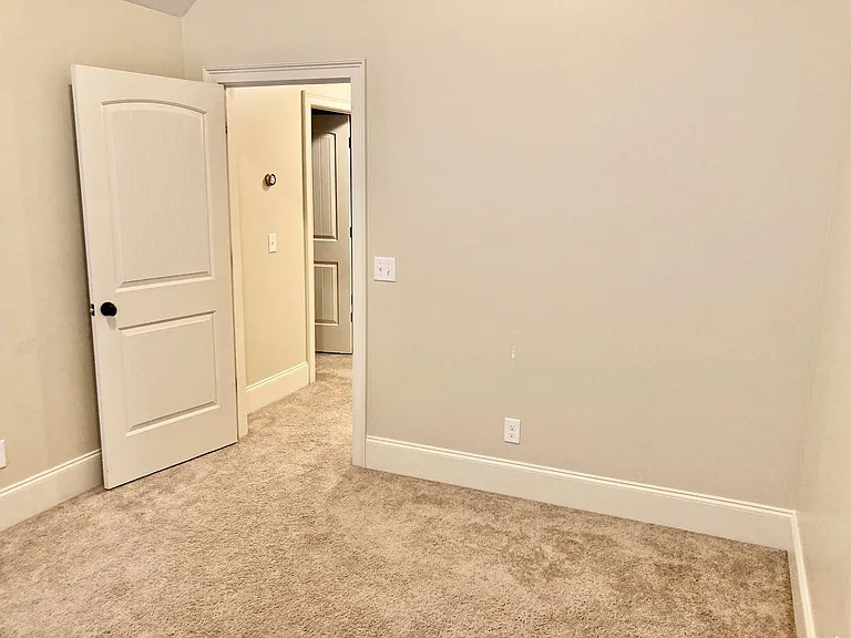 8758 Crenshaw Dr — Photo 31