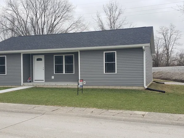 104 E 12th St, Seymour, IN 47274
