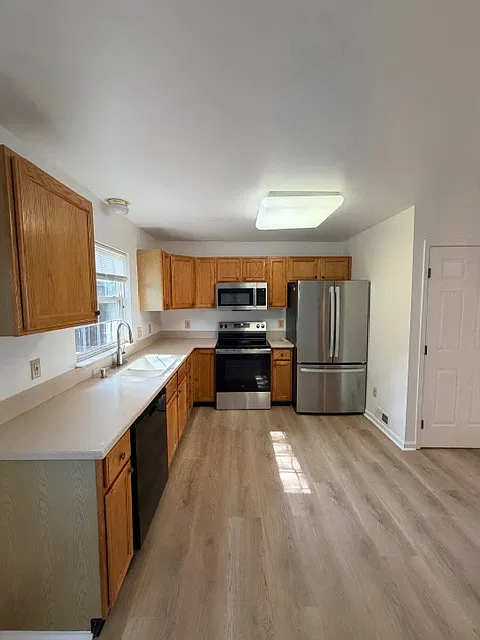 11 W Christina Pl — Photo 3