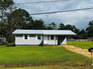 624 Cleveland St, Forest, MS 39074