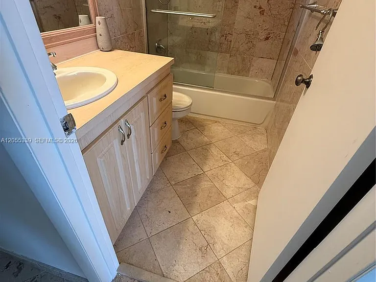 2025 NE 164th St #716 — Photo 7