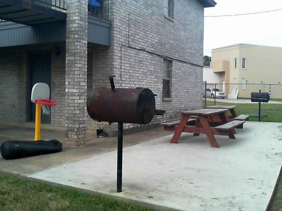 4th image of 2521 Shidler Dr