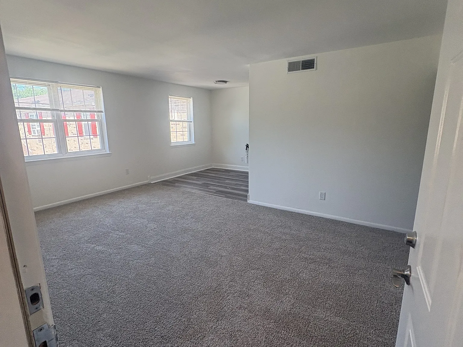 Whiteland Ave Apartments — Photo 2