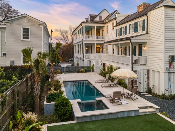 181 Queen St, Charleston, SC 29401