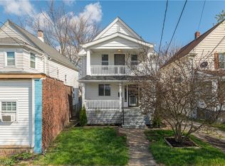 828 W 11th St, Lorain, OH