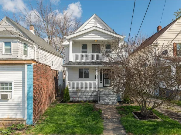 828 W 11th St, Lorain, OH 44052