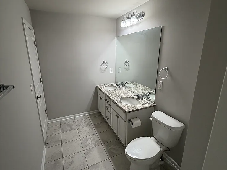 31065 Tremont Ln — Photo 40