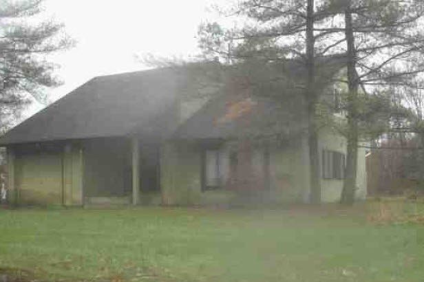 2nd image of 39 Pinewood Ln