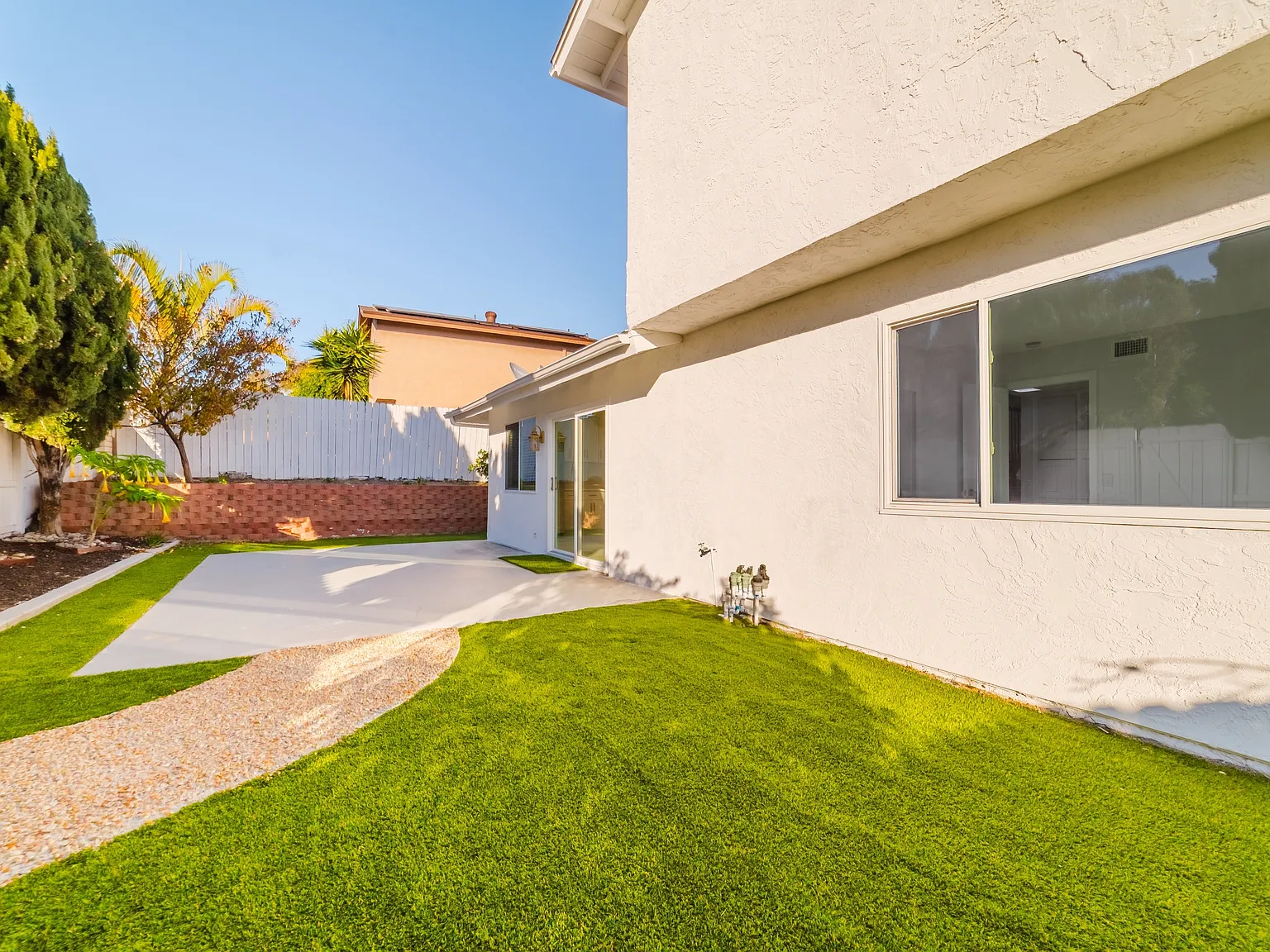 3163 Camarillo Avenue - 1 — Photo 2
