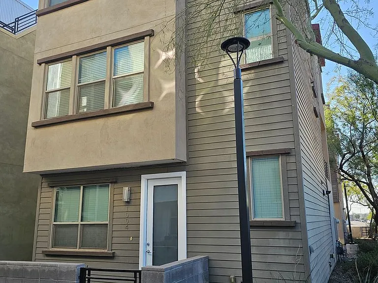 1106 E Weber Dr #1004 — Photo 2