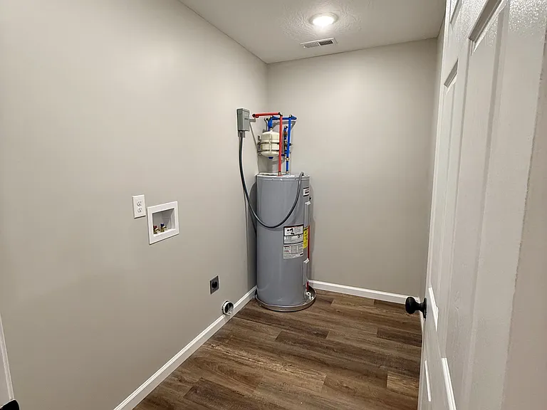 112 Todd St #2 — Photo 5