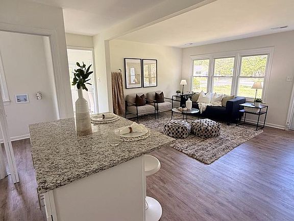 2nd image of 5839 Shady Side Rd