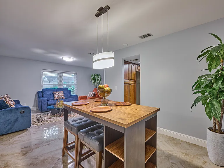 1267 Summerwood Cir — Photo 30