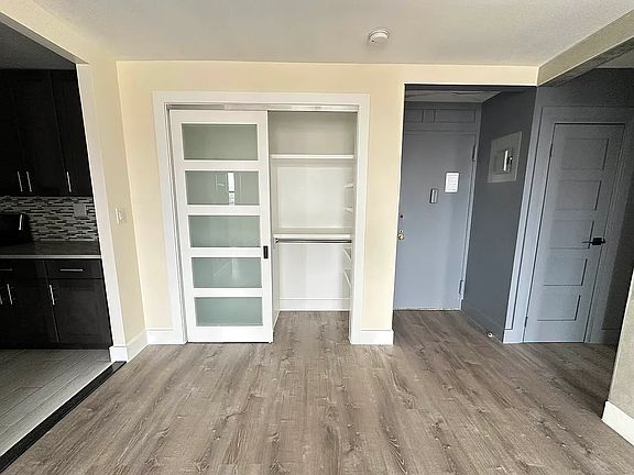 5th image of 3225 Johnson Ave APT 4J