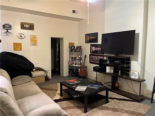 2855 Livaudais St — Photo 6