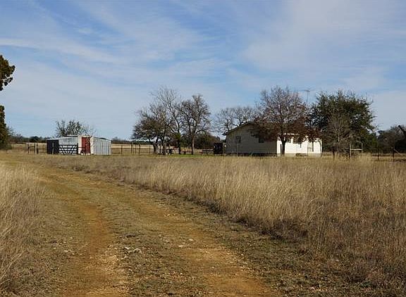 2nd image of 1450 County Road 208