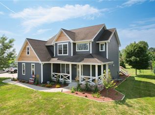 104 Walnut St, Minburn, IA 50167