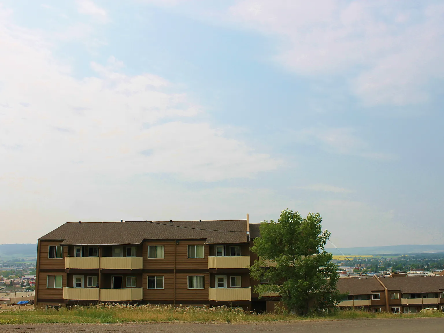Parklane Apartments — Photo 4