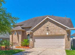 6508 Canyon Mist Ln, Dickinson, TX 77539