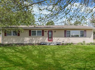 947 Berry Rd, Greenwood, IN 46143