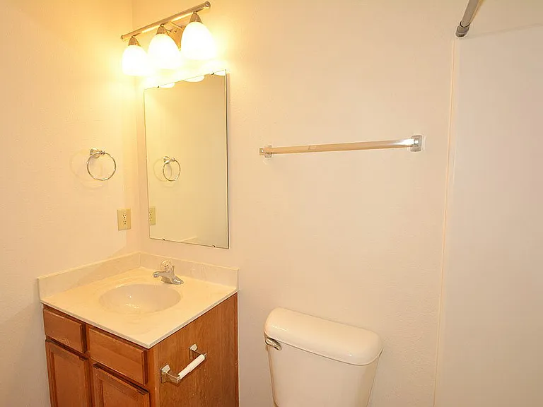 12162 Maize Dr — Photo 20