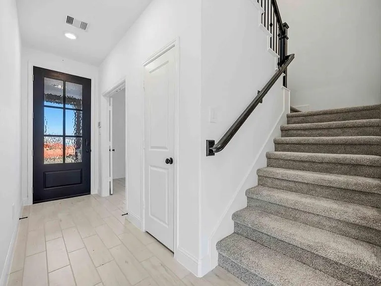 10326 Water Harbor Dr — Photo 18