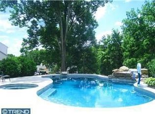 661 Bridge St, Schwenksville, PA 19473