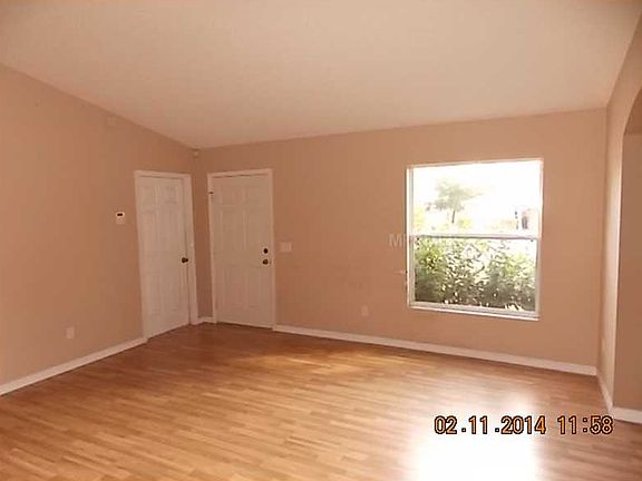 2nd image of 406 Deanna Cir