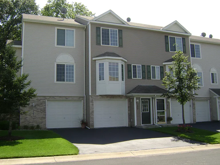 2867 Arboretum Village Trl — Photo 1