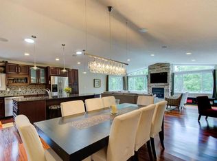 10432 Xylon Rd, Bloomington, MN 55438