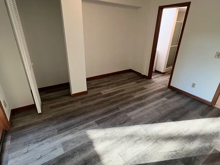 17523 Pond Cir — Photo 14