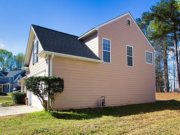 2nd image of 585 Chapel Walk Ln