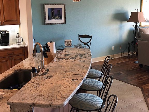 5th image of 1090 Pinellas Bayway #B6