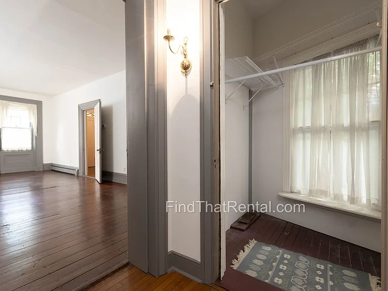 136 W Pomfret St — Photo 19