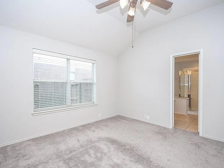30406 Mesa Valley Dr — Photo 12