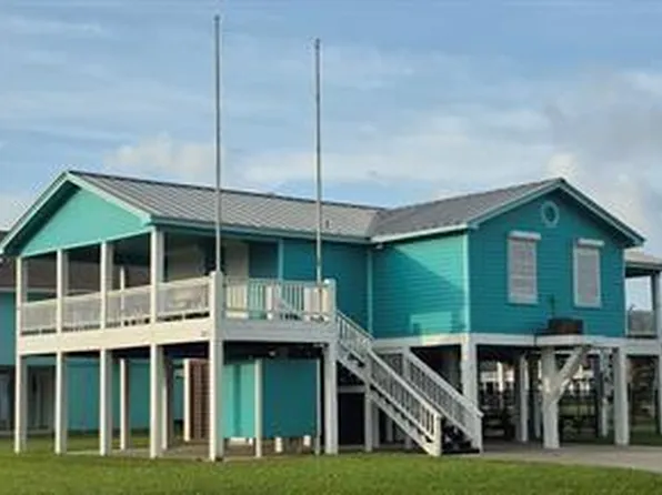 953 Sea Breeze, Crystal Beach, TX 77650