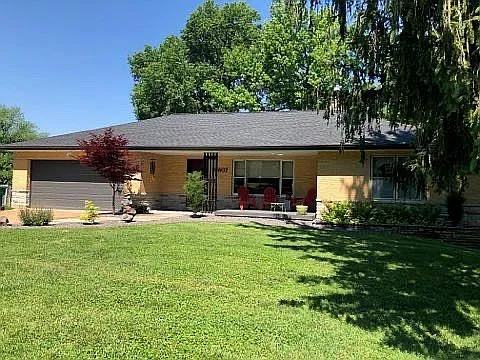 10607 Lavinia Dr photo 1
